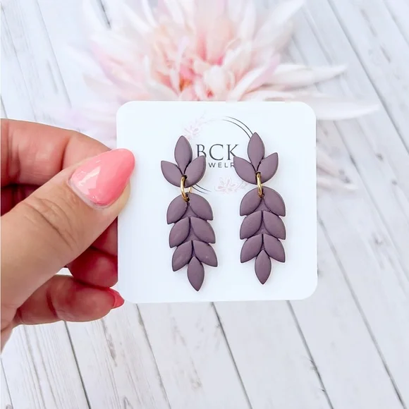 Plum Purple Polymer Clay Leaf Earrings, prairie girl earrings, handmade, - Picture 4 of 6